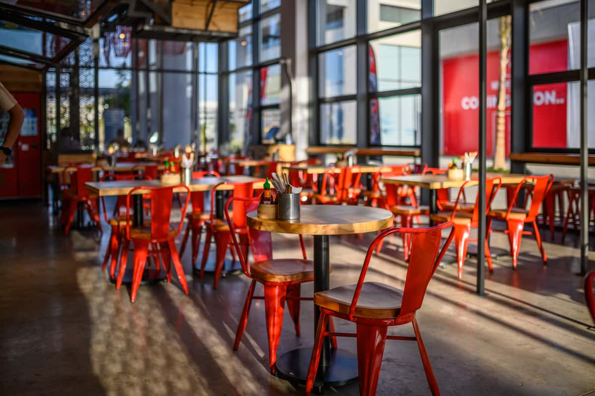 دون