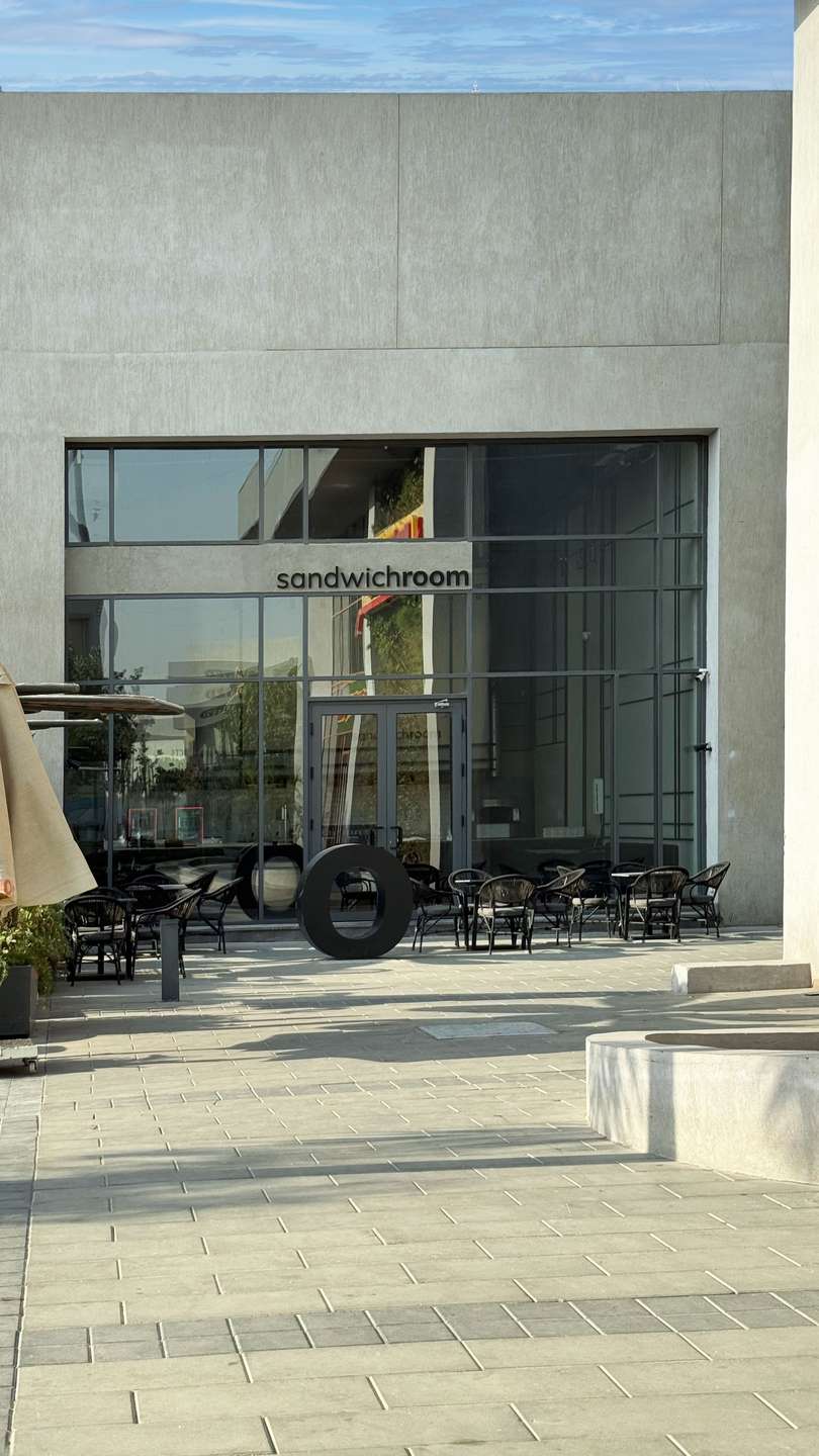 ساندويتش روم